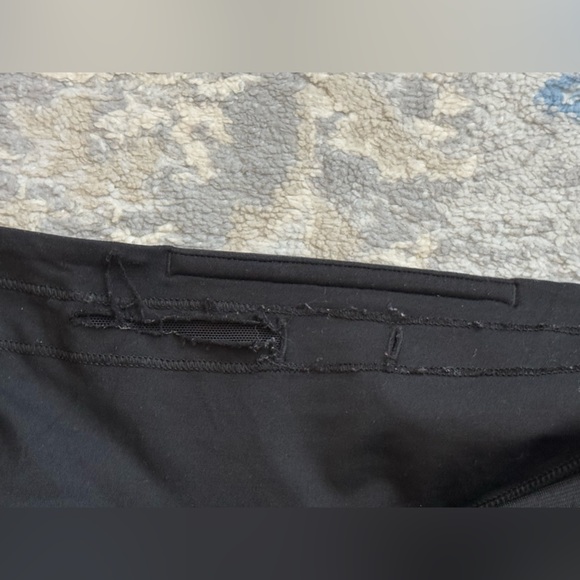 Lululemon Run Times Short II *4" Black (First Release) *Flawed - Picture 7 of 14